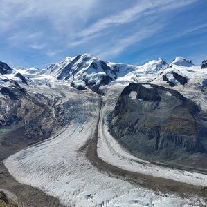Meet your Posher, Becky
